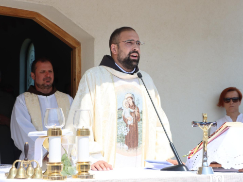 FOTO: Proslava sv. Ante na Pidrišu