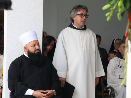 FOTO: Mlada misa fra Antonia Baketarića u Rumbocima