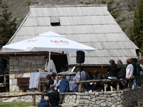 FOTO: Rumbočka fešta na Zahumu, proslavljen sv. Josip Radnik