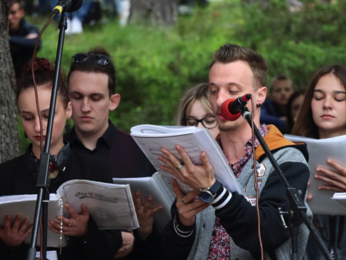 FOTO/VIDEO: Tisuće vjernika na Kedžari proslavilo 'Divin dan'