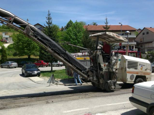 Počeli radovi na rekonstrukciji Splitske ulice u Prozoru