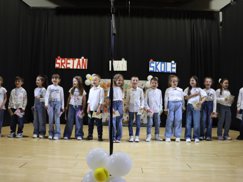 FOTO: Svečano obilježen Dan OŠ Marka Marulića Prozor