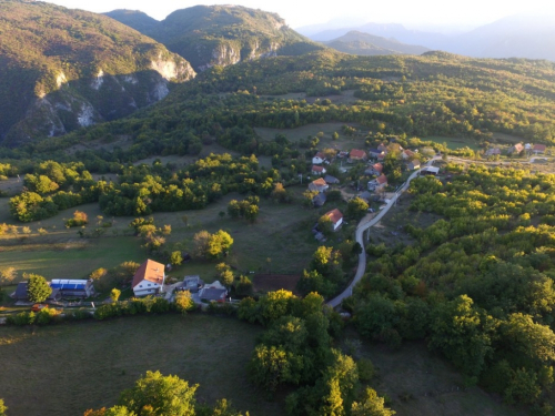 FOTO/VIDEO: Rama iz zraka - Donja Vast