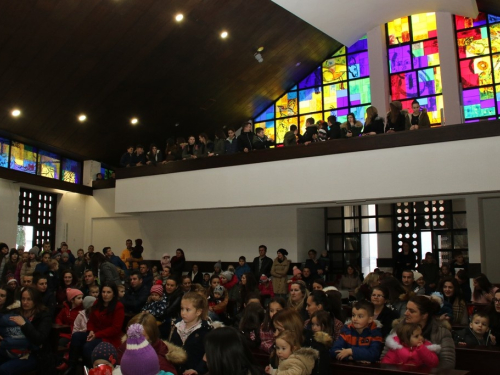 ​FOTO: Sv. Nikola s radošću dočekan u župi Rumboci