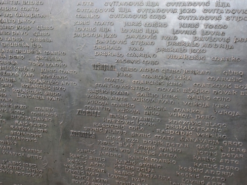 FOTO: Dan sjećanja na ramske žrtve u župi Rama-Šćit