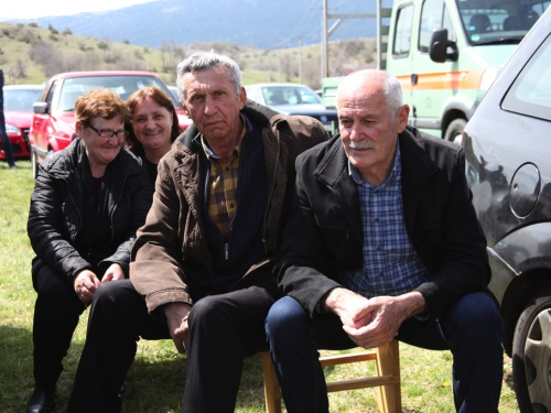 FOTO: Druženje Rumbočana i sv. misa na Zahumu
