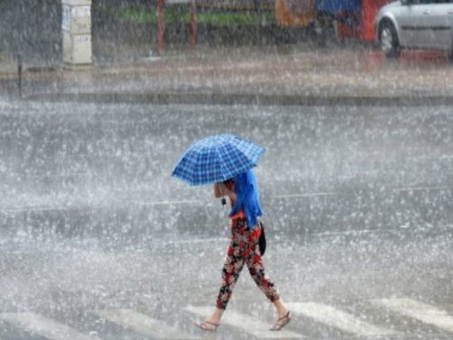 U BiH pretežno oblačno i nestabilno vrijeme s kišom, pljuskovima i grmljavinom