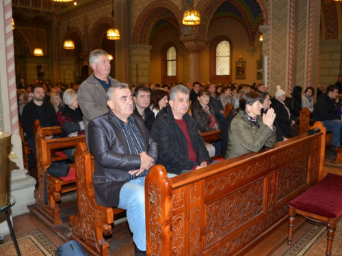 FOTO: 8. susret iseljenih župljana župe Uzdol u Innsbrucku