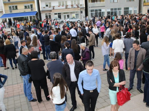 FOTO/VIDEO: Matura 2016. - Defile mladosti i ljepote na ulicama Prozora