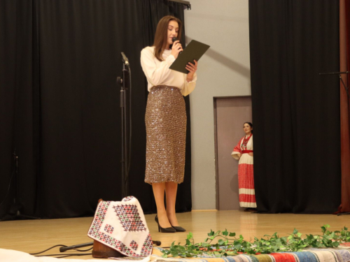 FOTO: Večer folklora u Prozoru: HKUD-ovi ''Rama'' i ''fra Petar Bakula'' oduševili publiku