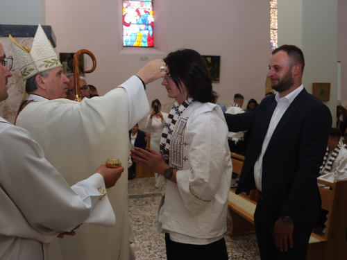 FOTO: Krizma u župi Rama-Šćit
