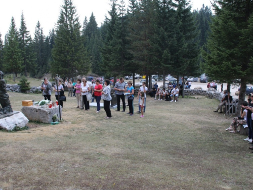 FOTO: Na Vran planini služena misa za poginule duvandžije