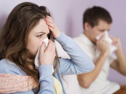 Zašto prehlada i gripa napadaju zimi?