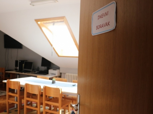 Učenički dom Katoličkog školskog centra ''Petar Barbarić'' - Travnik