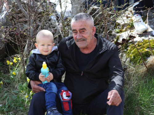 FOTO: Druženje Rumbočana i sv. misa na Zahumu