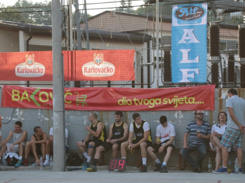 FOTO: Druga večer Streetball turnira u Prozoru