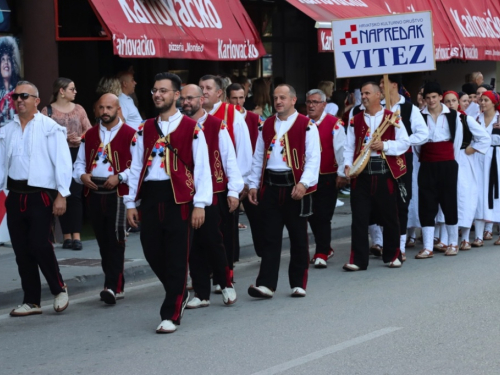 FOTO/VIDEO: 2. večer folklora u Prozoru - ''Običaje svoje zaboravit neću''