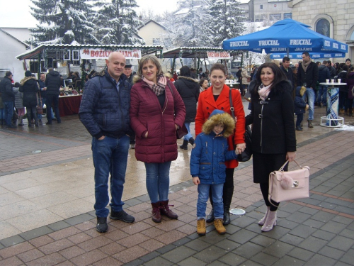 FOTO: Drugi ''Božićni sajam'' u Prozoru