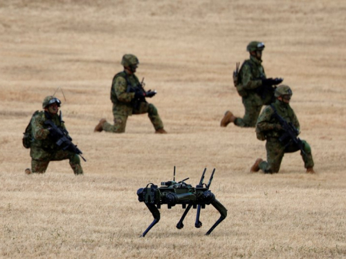 NATO prelazi na ''obranu budućnosti'': Roboti i senzori duž istočnog krila