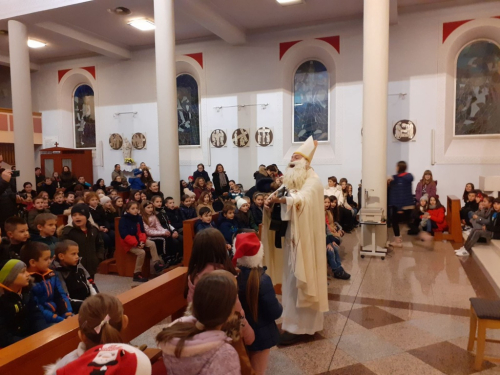 FOTO: Sv. Nikola posjetio župu Prozor