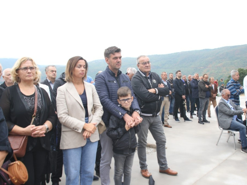 FOTO: Mlada misa fra Antonia Baketarića u Rumbocima