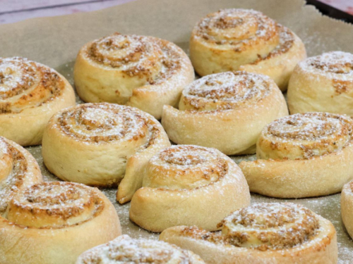 Pužići s orasima: Slatko pecivo po starinskom receptu, lijepog izgleda i još boljeg okusa