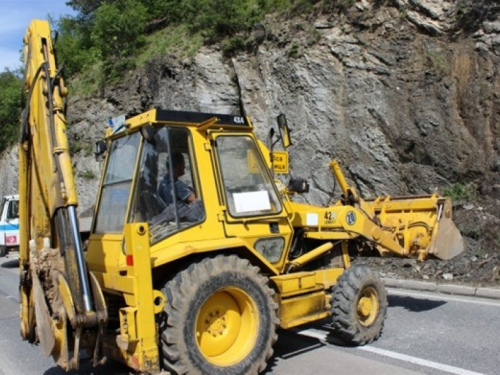 Jablanica: Otežan promet zbog radova na cesti