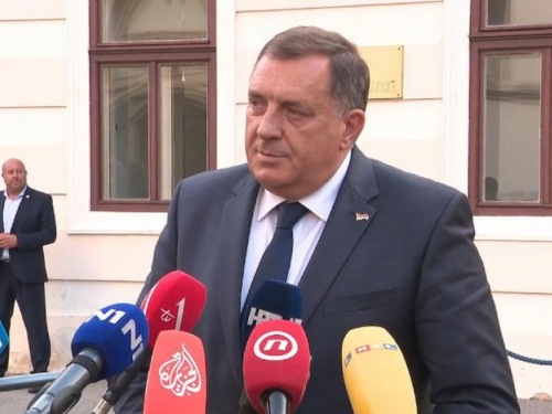 Dodik: U BiH da hrvatska javnost zna postoje dva bošnjačka i jedan srpski predstavnik