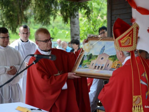 FOTO: Krizma u župi Prozor