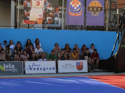 FOTO: Druga večer turnira 19. Streetball Rama