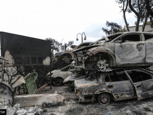 Broj poginulih u požarima u Grčkoj porastao na 88