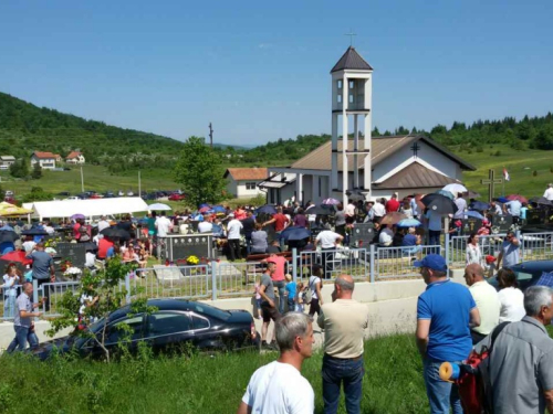 FOTO: Proslava sv. Ante na Pidrišu