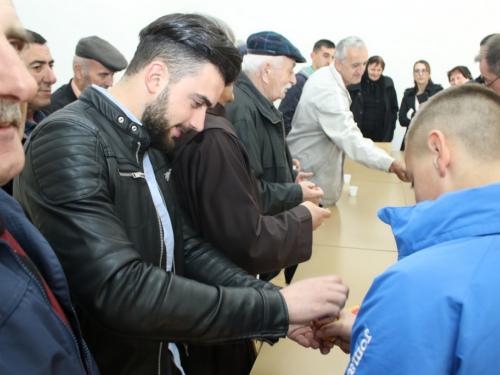 FOTO: Na Orašcu održan turnir u tucanju jaja