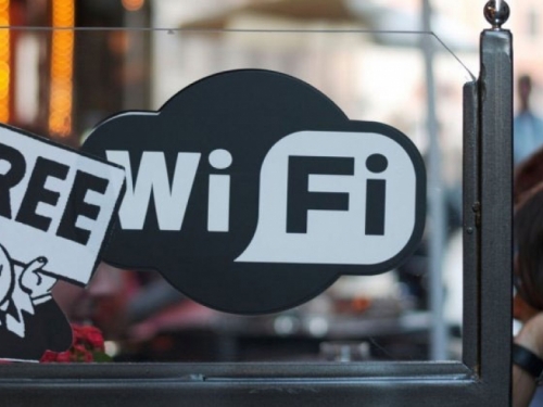 Ove tri prijetnje vrebaju na vas kad se spajate na javni Wi-Fi