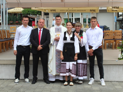 FOTO: Mlada misa vlč. Marina Petrovića u župi Prozor