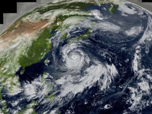 Japan evakuira 9 milijuna ljudi