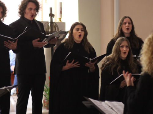 Veličanstvena završnica u Rami: ''Čuvarice'' koncertom u Prozoru zaključile korizmenu turneju