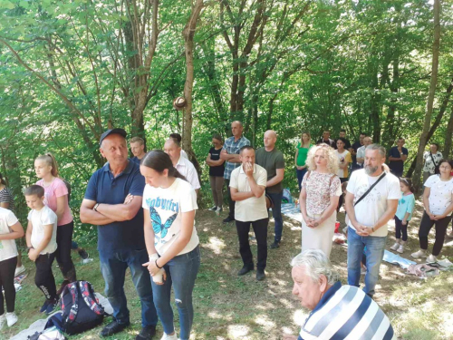 FOTO: 24. hodočašće na grob svećenika-mučenika fra Stjepana Barišića u župi Uzdol