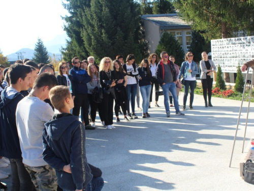 FOTO: Učenici ramskih Osnovnih škola posjetili Uzdol