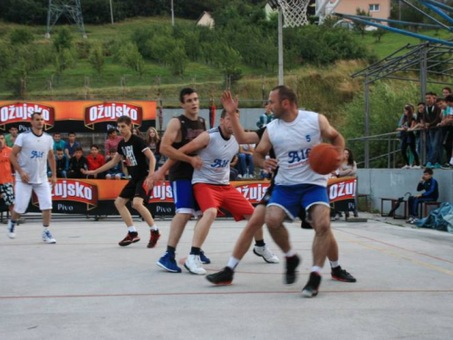 FOTO: Druga večer košarkaškog turnira "Streetball Rama 2014."