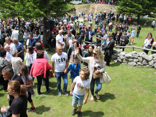 FOTO/VIDEO: Tisuće vjernika na Kedžari proslavilo Divin dan