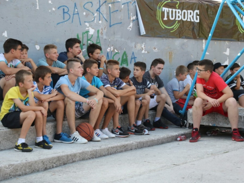 FOTO: Počeo turnir u uličnoj košarci ''Streetball Rama 2017.''