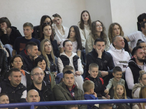 FOTO: Pogledajte atmosferu na tribinama na košarkaškom finalu između Rame i Čapljine