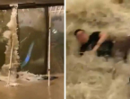 Supertajfun Ragasa pogodio Aziju, deseci mrtvih. Voda razvalila hotel u Hong Kongu