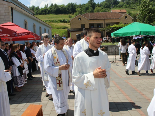 FOTO: Mlada misa vlč. Ljube Zadrića