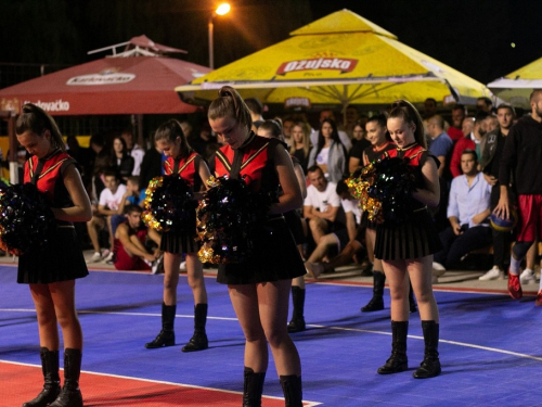 FOTO: Ekipa ''La Pont'' pobjednik 18. Streetball Rama 2020.