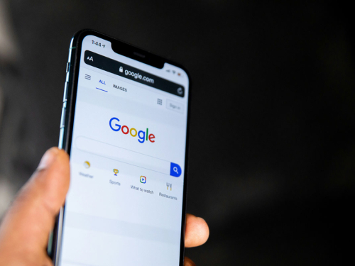 Google sve pamti: Evo kako možete vidjeti svoju kompletnu povijest na internetu
