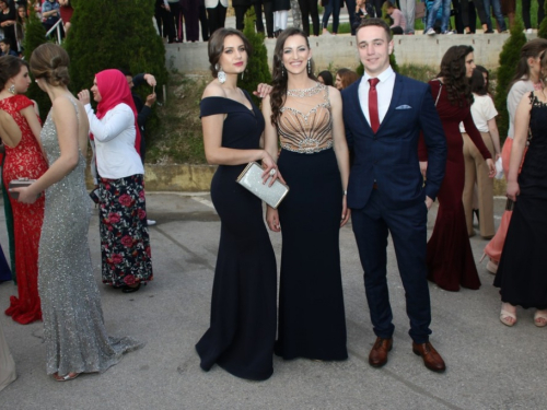 FOTO/VIDEO: Matura 2017. - Defile mladosti na ulicama Prozora