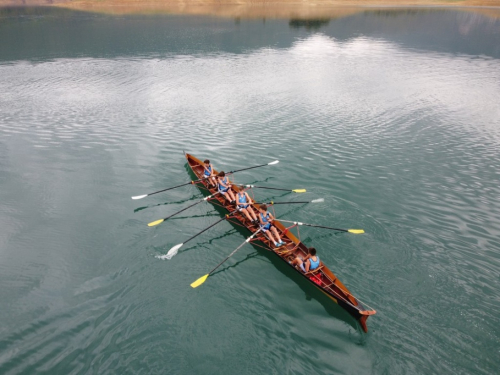 FOTO: Na Ramskom jezeru održana 8. veslačka regata