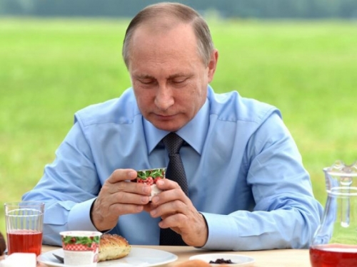 Putin: Nastavite li sa sankcijama, cijene će odletjeti u nebo
